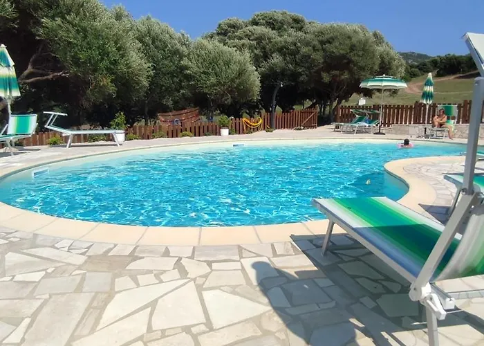 Gli Olivastri Corbezzolo Con Piscina E Vista Mare,climatizzatore,wifi Aglientu